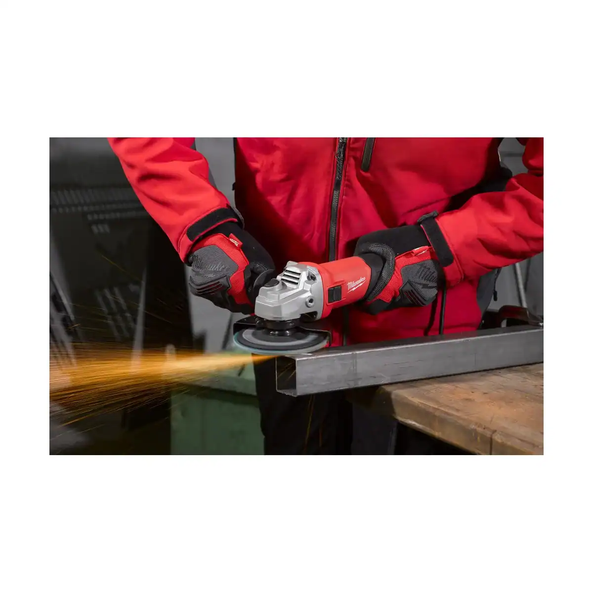 polizor-unghiular-ag-800-125-e-disc-125-mm-ax-m14-33-mm-adancime-taiere-800-w-milwaukee-cod-4933451211-1.webp