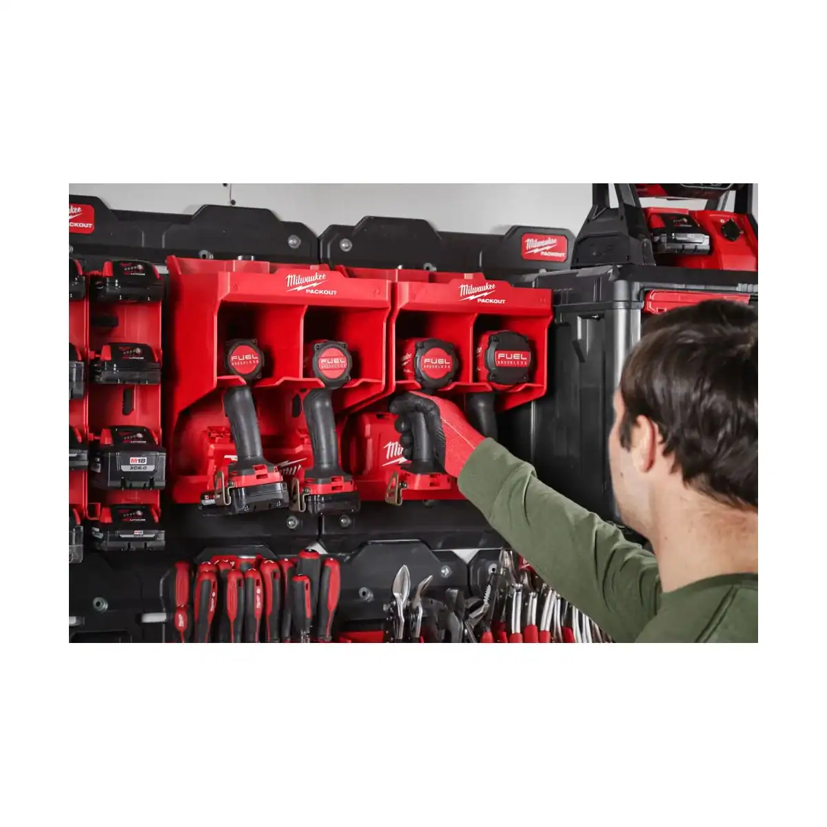 suport-packout-pentru-masina-de-gaurit-254x241x356-mm-max-11-kg-milwaukee-cod-4932480712-1.webp